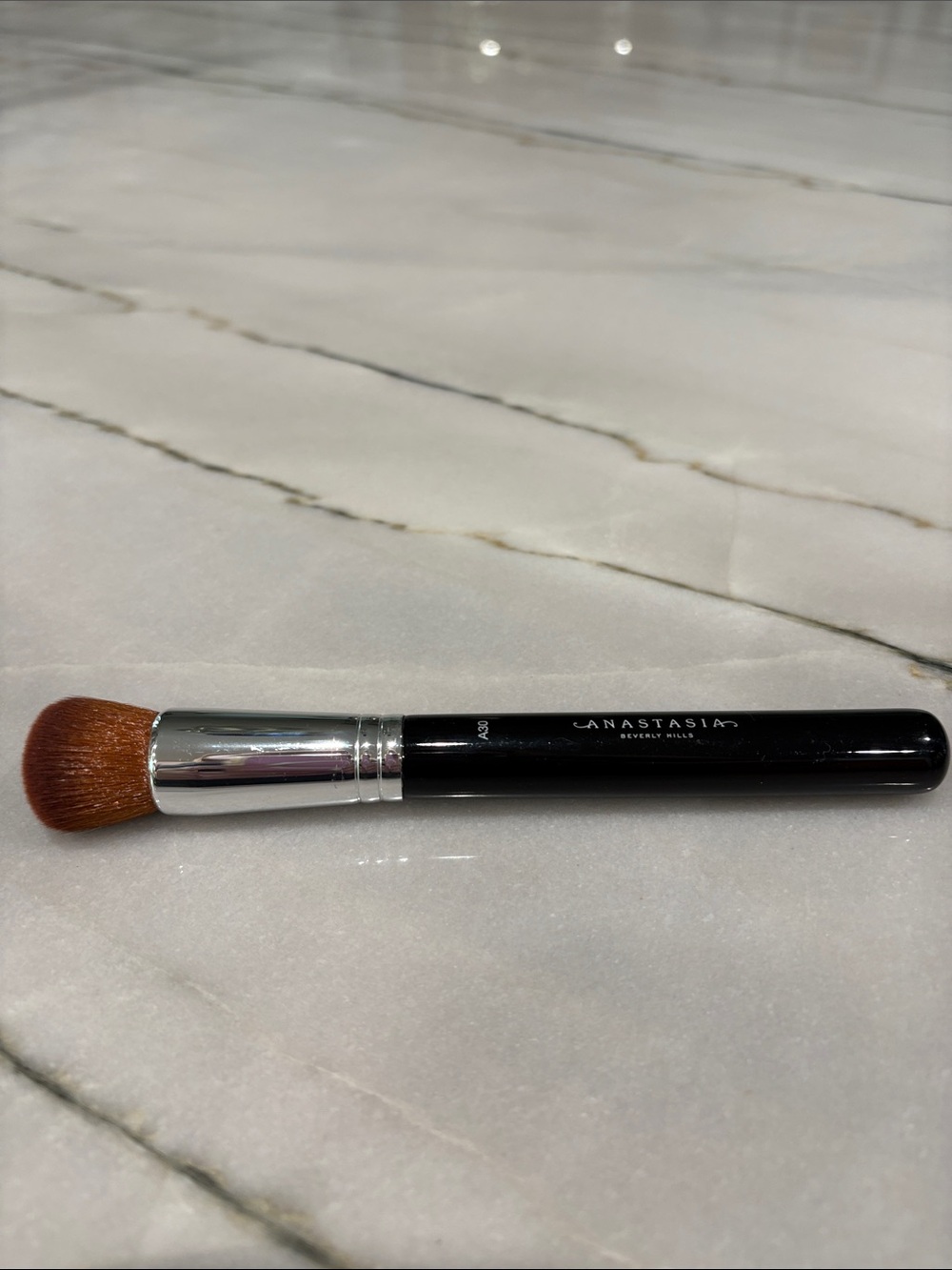Anastasia Beverly Hills Domed Kabuki Brush